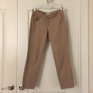 Old Navy Pixie Pant in Khaki